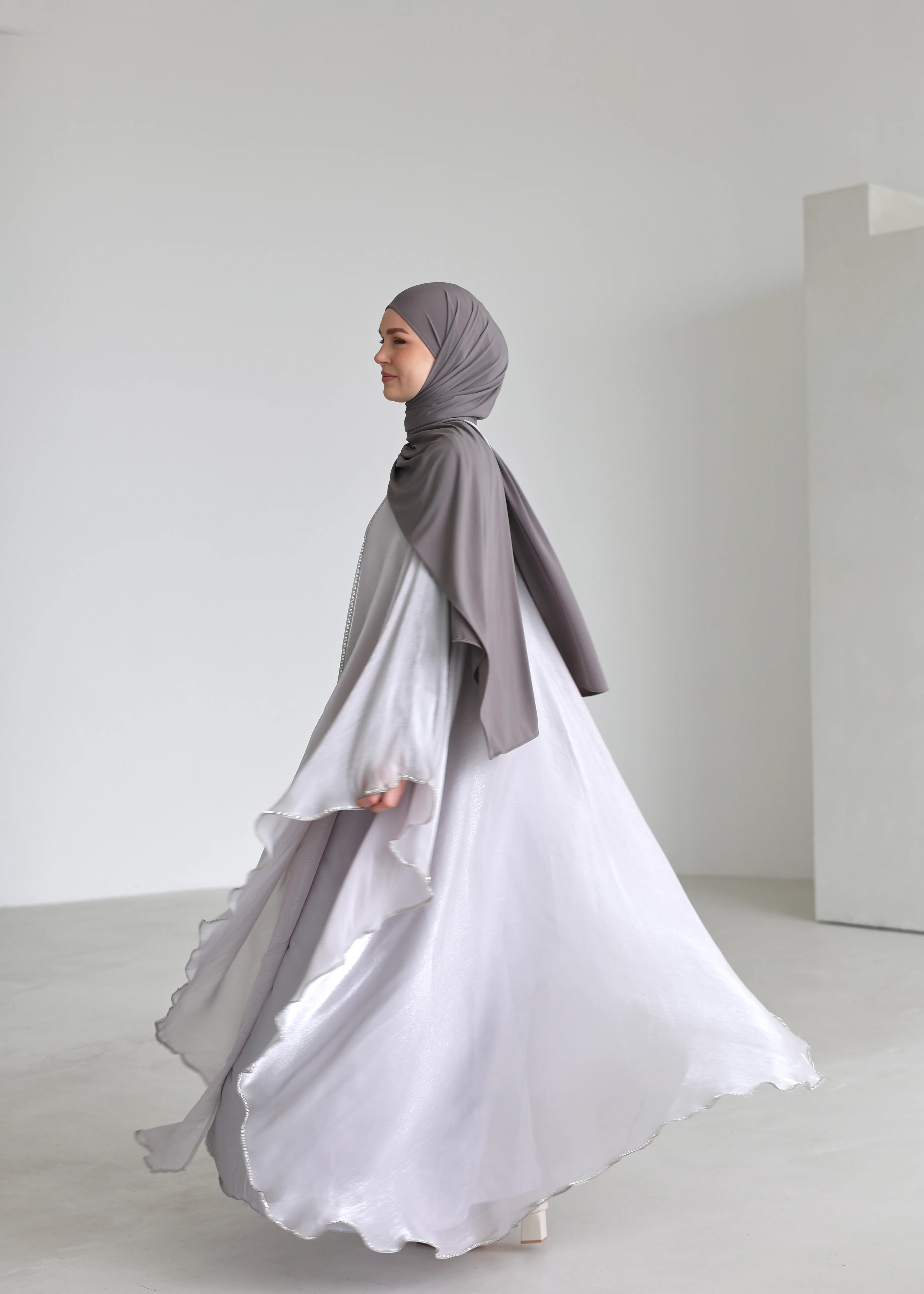 Abaya MOONLIGHT silver - Image 6