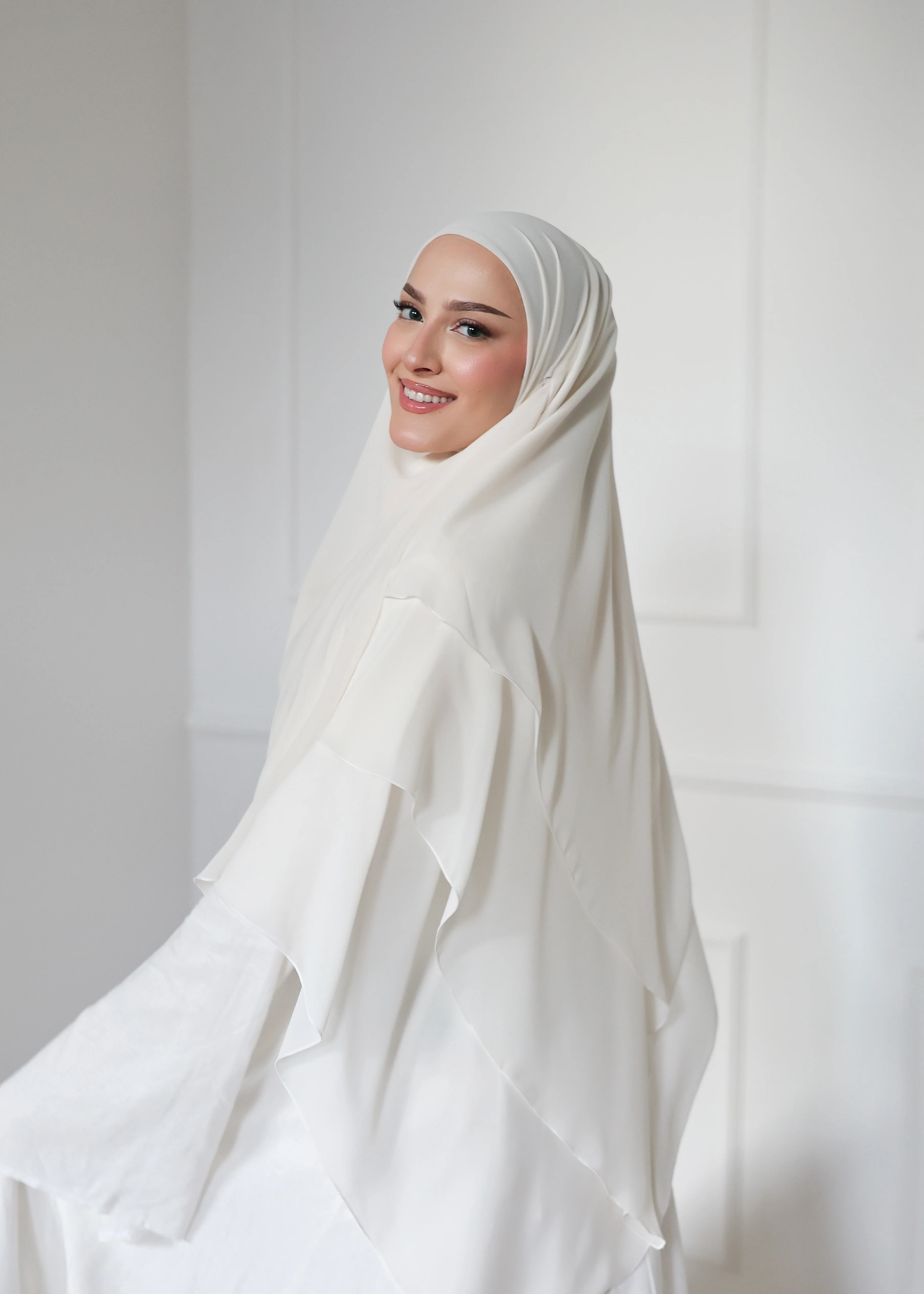 Chiffon Khimar COCONUT MILK - Image 3